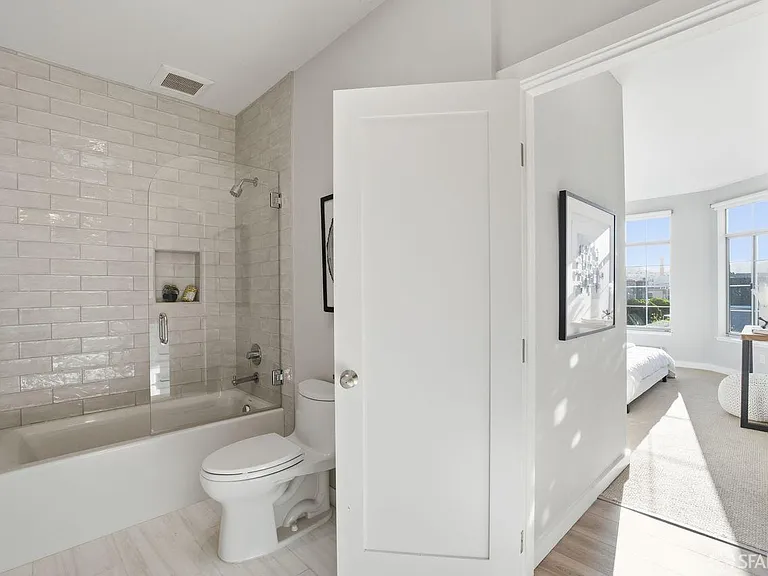 2060 Sutter St #502 — Photo 22