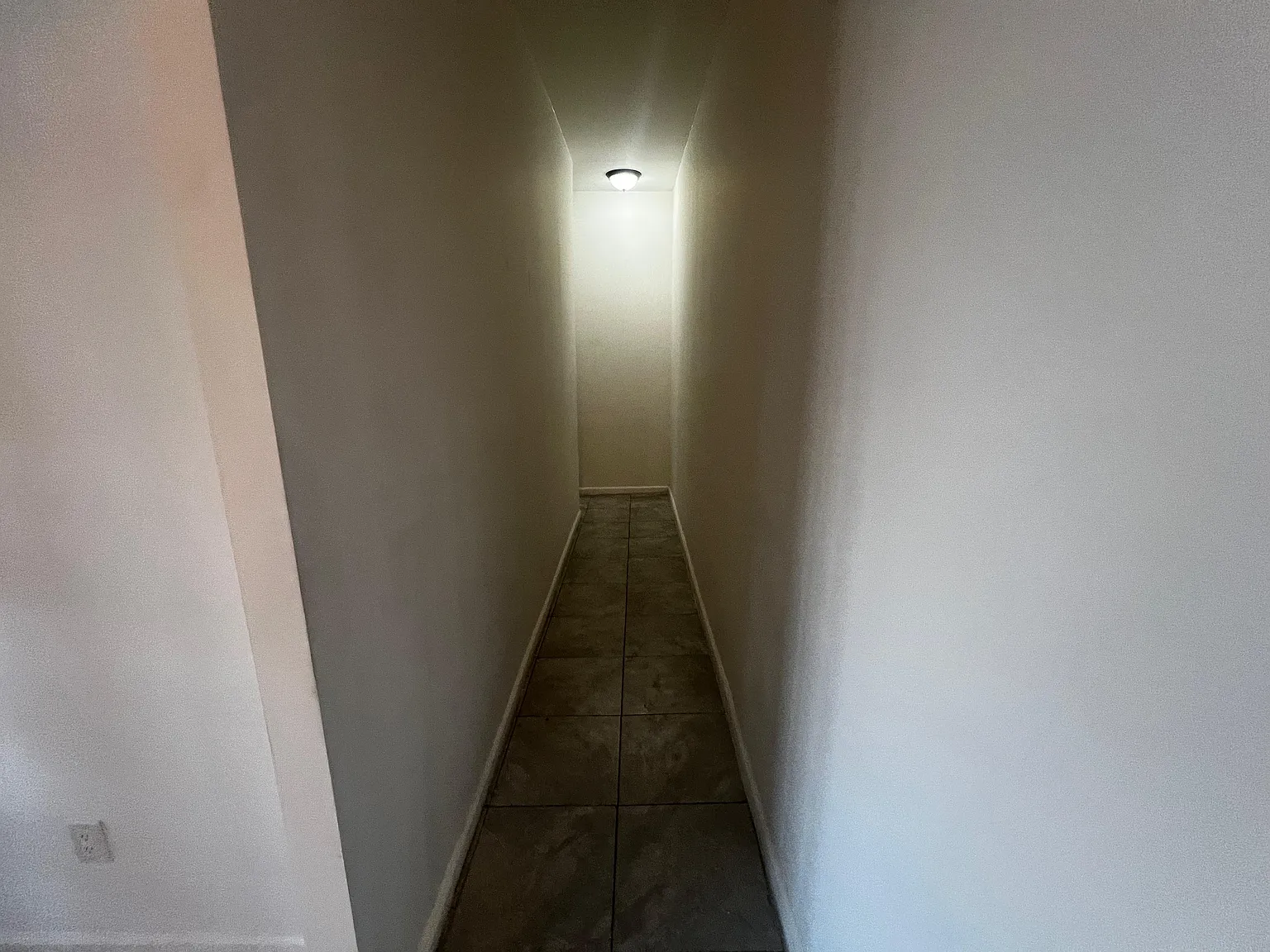 1711 Zerega Ave — Photo 3