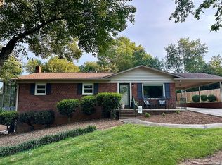 184 Hillsdale Ln, Taylorsville, NC 28681