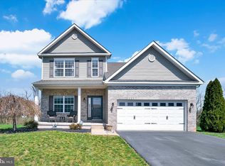 240 Westbury Dr, Gilbertsville, PA 19525