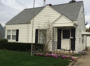 2315 Harding Rd, Cuyahoga Falls, OH 44223