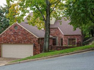 801 Pleasant Valley Dr, Little Rock, AR 72227