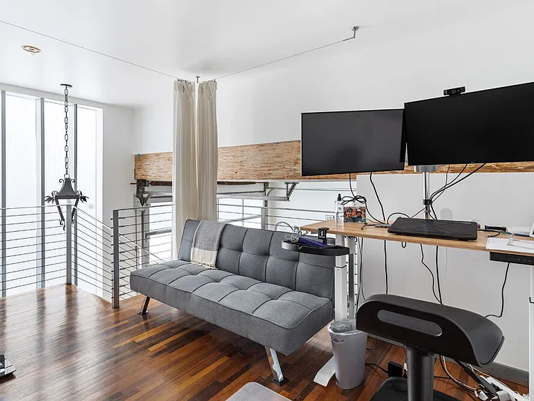 24 Westminster Ave #2 — Photo 15
