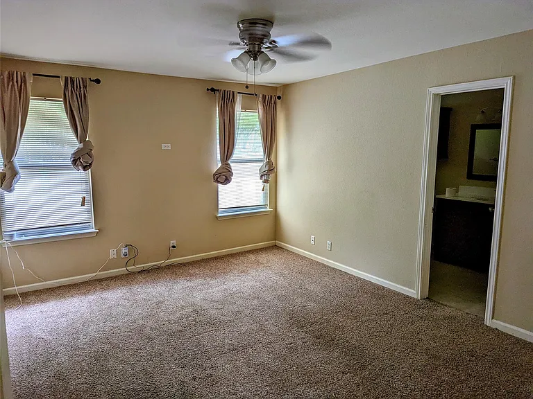 8007 Forbsdale Dr W — Photo 10