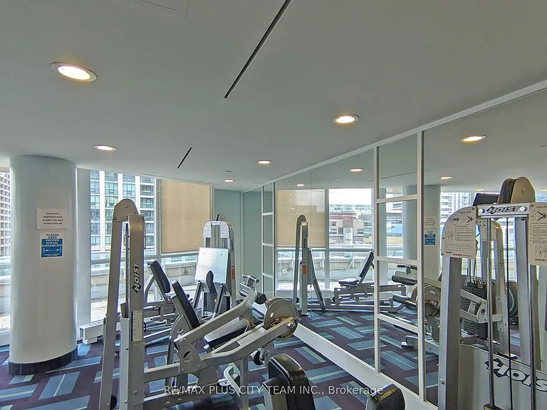 18 Yonge St #2904 — Photo 24