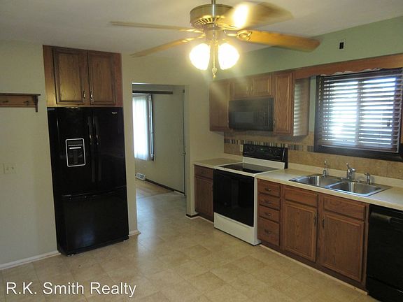 5th image of 1541 Anthony Ave