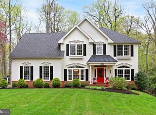 11804 Valley Rd, Fairfax, VA 22033