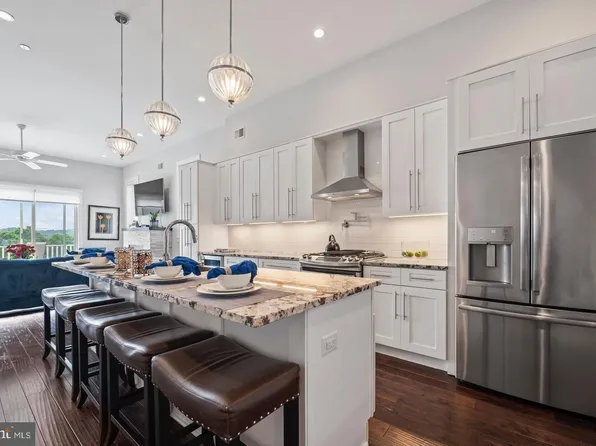 4720 Fowler St #B, Philadelphia, PA 19127