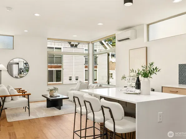 464 NE Maple Leaf Place #B, Seattle, WA 98115