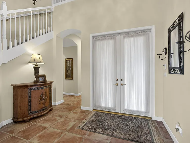 207 Andalusia Dr — Photo 6