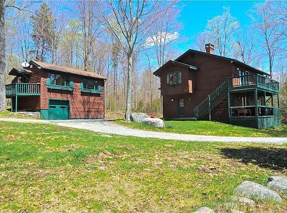 3rd image of 21 Amanda Dr