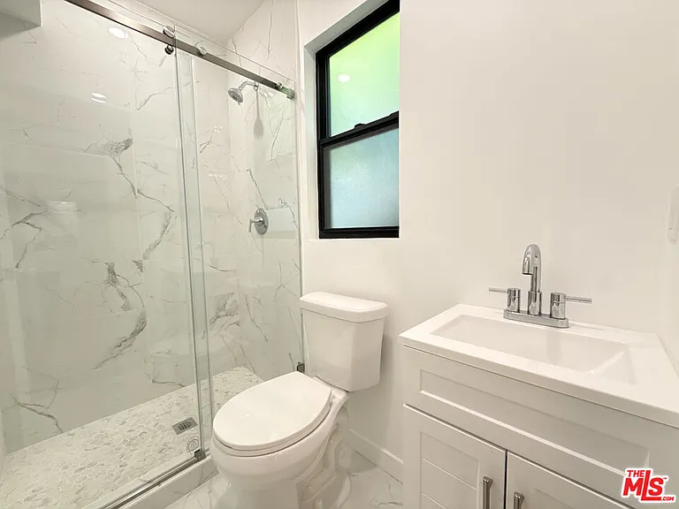 540 Indiana Ave #2 — Photo 7