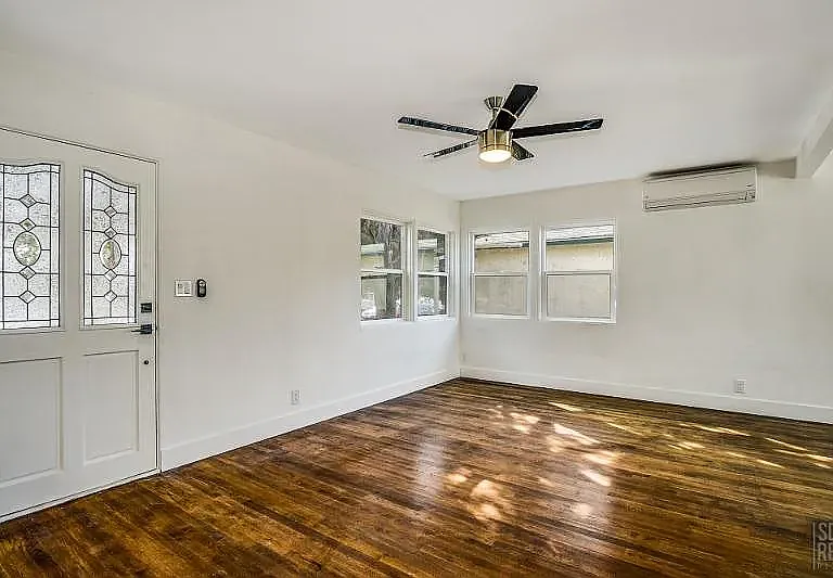6820 Amherst St — Photo 3