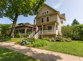 708 Wenonah Ave, Oak Park, IL 60304