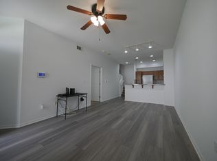 100 Colibri Way APT 106, Melbourne, FL 32901