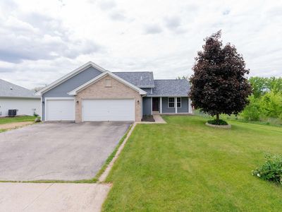 912 Meadow Ln, Winnebago, IL, 61088