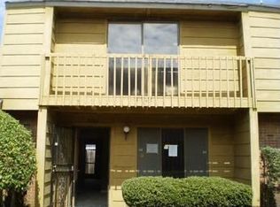 5266 Johns River Rd, Memphis, TN 38116