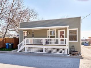 415 McDonough St, Saint Charles, MO 63301