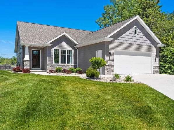 4996 W Boxwood Ln, Appleton, WI 54913