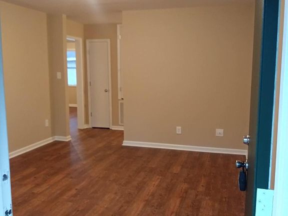 2nd image of 413 29th Pl #A