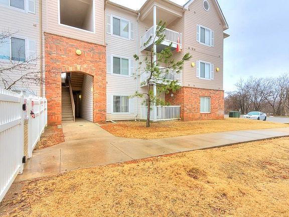 3rd image of 2200 N Classen Blvd #1116