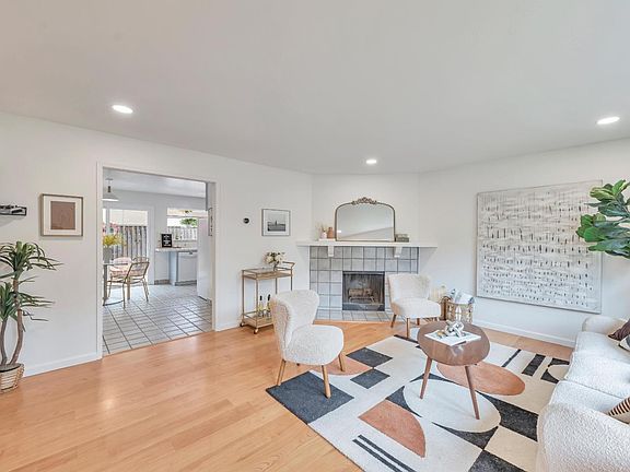 5th image of 470 N Winchester Blvd APT 204