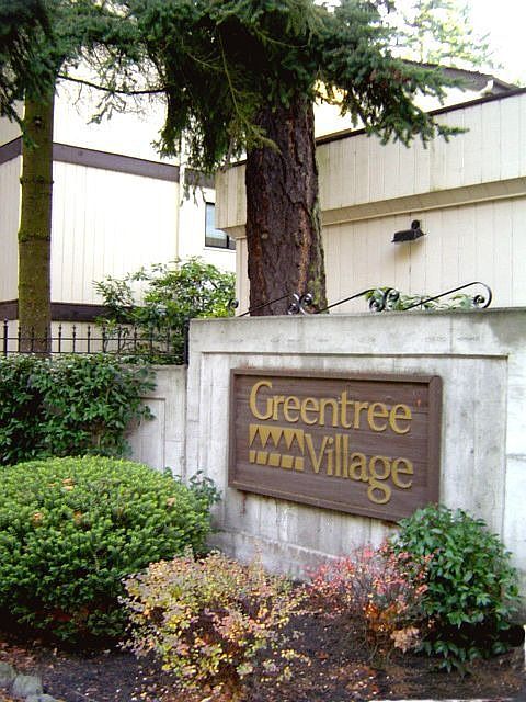 1st image of 13735 15th Ave NE APT A17