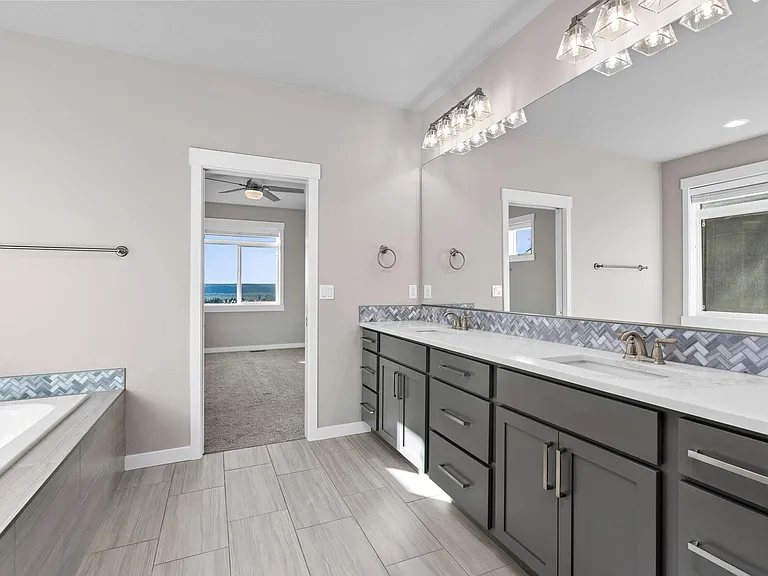 4740 W Derek Ave — Photo 20