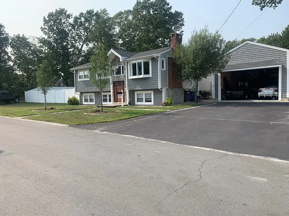 55 Logan Rd, Braintree, MA 02184