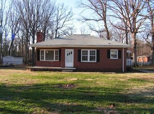 916 Linwood Rd, Kings Mountain, NC 28086