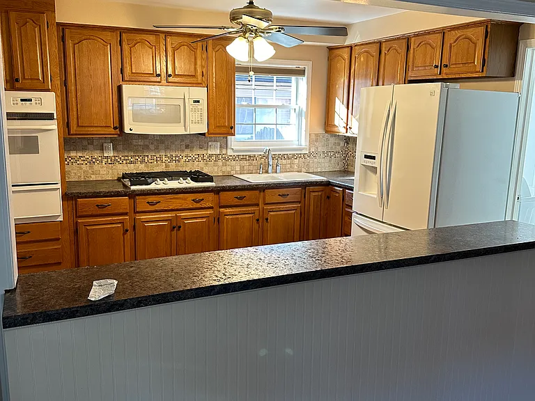 7928 Birch St — Photo 19