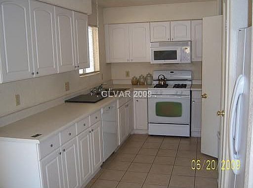 3rd image of 8137 Sickle Ln
