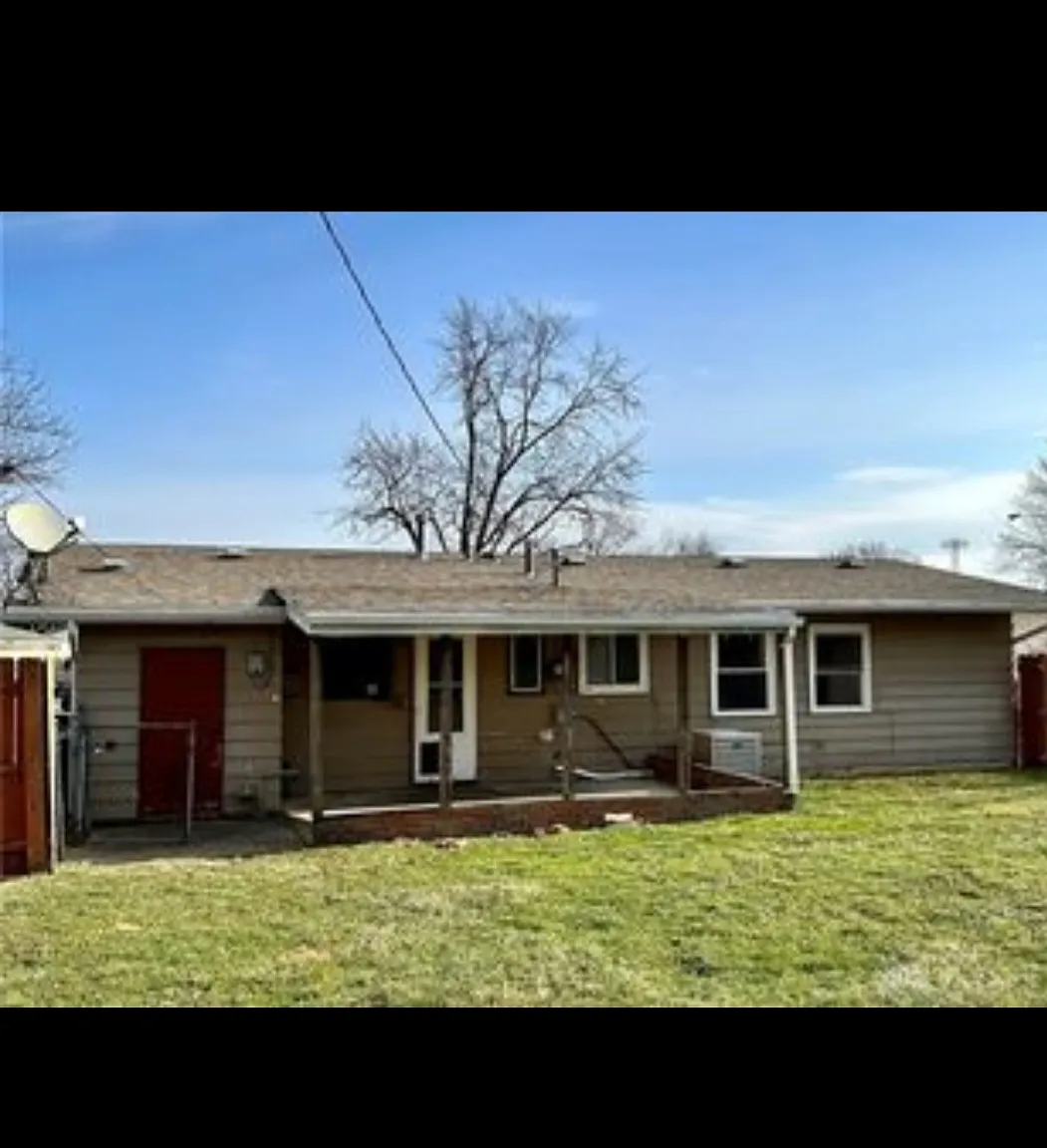 1173 Frost Cir — Photo 3