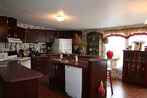 5th image of 5573 Crystal Dr