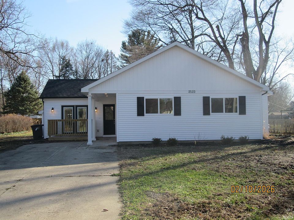 1st image of 2523 E Jackson Blvd