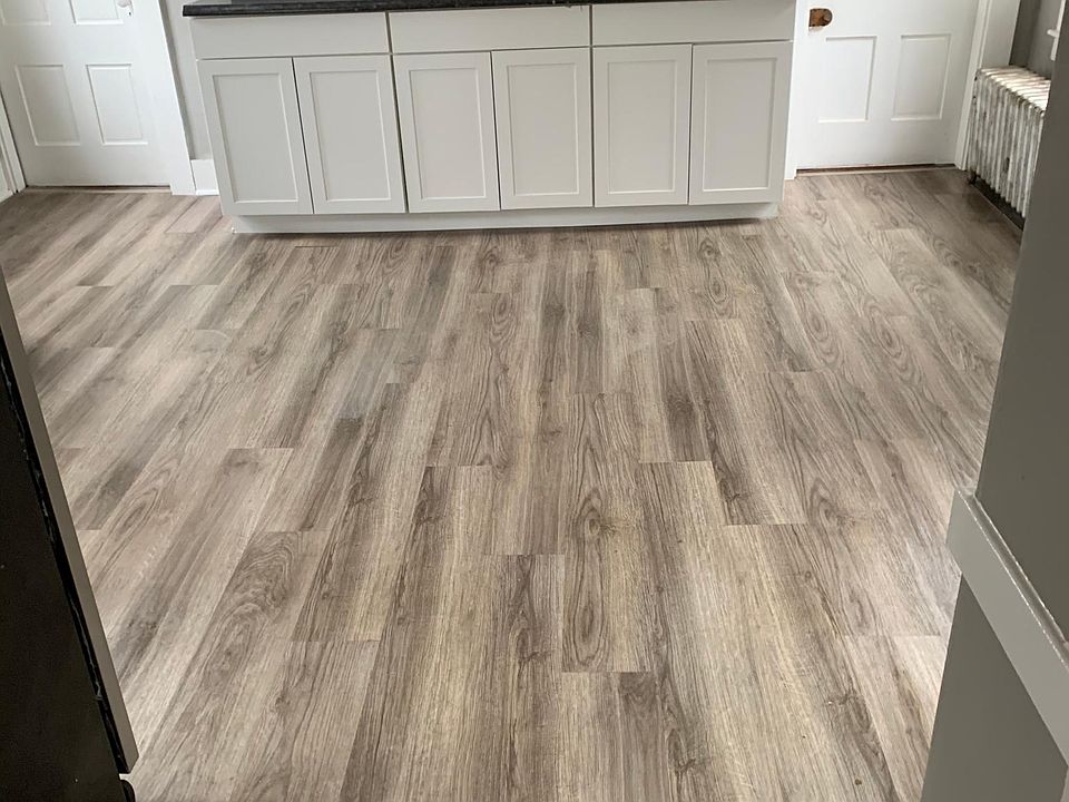 2nd image of 608 Middle St #2