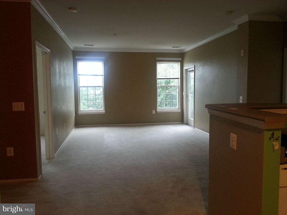 2nd image of 3009 Nicosh Cir Unit 4304