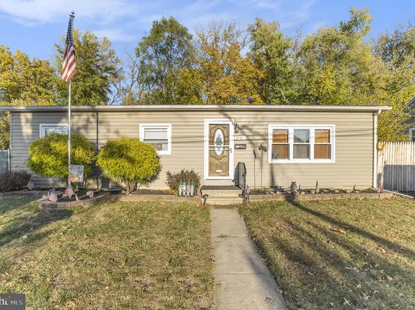 1023 1st Ave, Croydon, PA 19021
