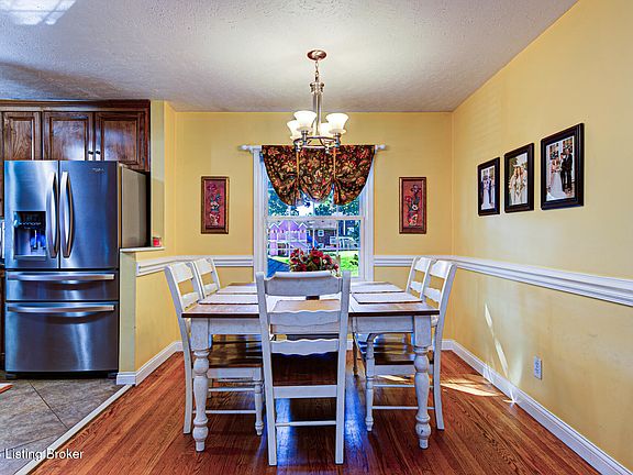 5th image of 3818 Gaywood Dr
