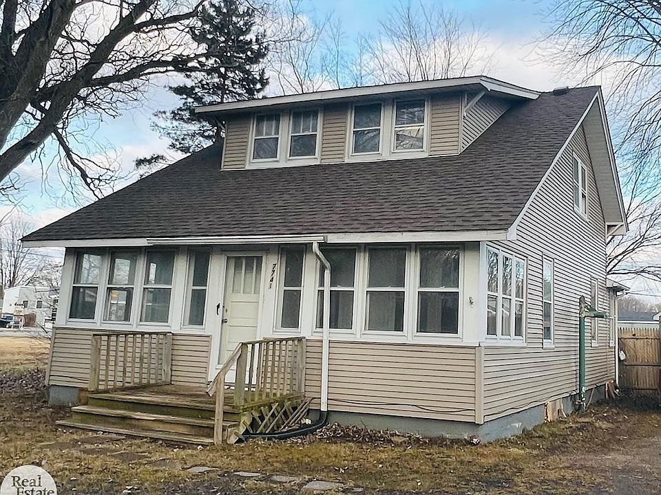 1st image of 7741 Hamlin Ct