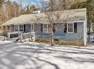 4 Jiminy Dr, Wolfeboro, NH 03894