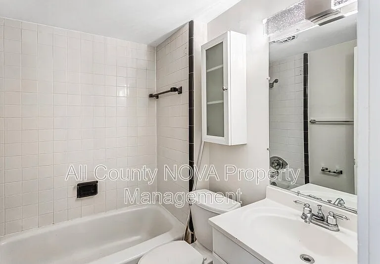 8753 Signal Hill Rd #4 — Photo 19