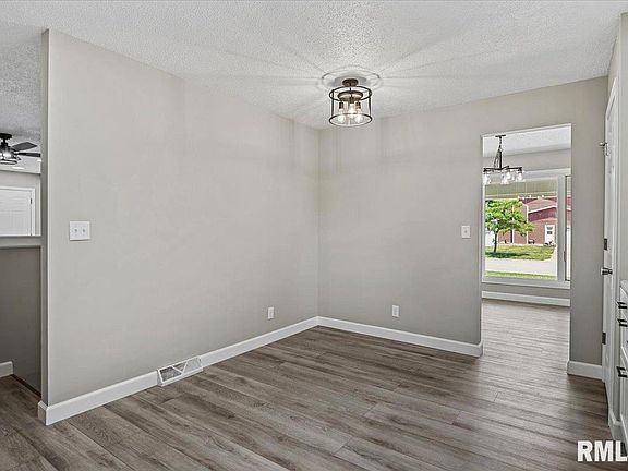 4th image of 2320 Lindbergh Blvd