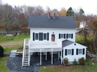 230A Maple Ave, Uncasville, CT 06382