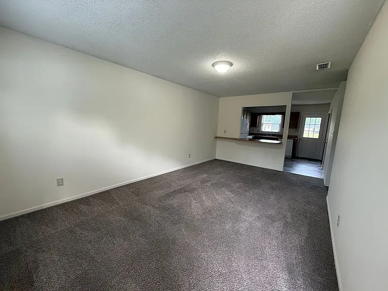 1802 Burgaw Hwy — Photo 3