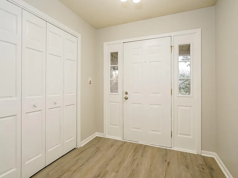 5342 Villa Ct — Photo 3