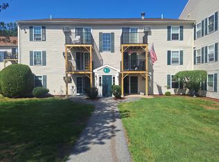 1710 White Cedar Blvd, Portsmouth, NH 03801