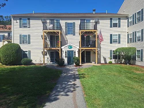 1710 White Cedar Blvd Photo 1