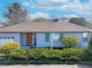 815 N King St, Seaside, OR 97138