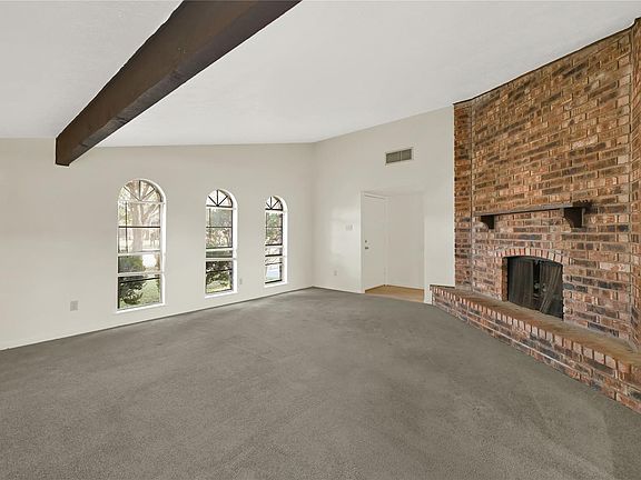 4th image of 15802 Ironfork Dr